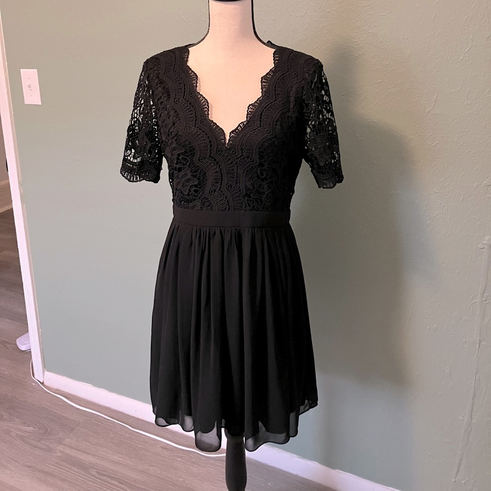 NWOT LuLu’s Black Skater Dress with Crochet Bust and Sleeves